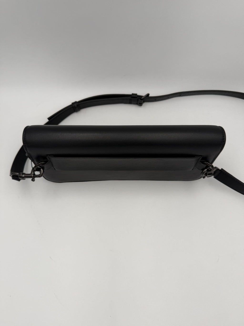 VALENTINO GARAVANI VLOGO Black Handbag